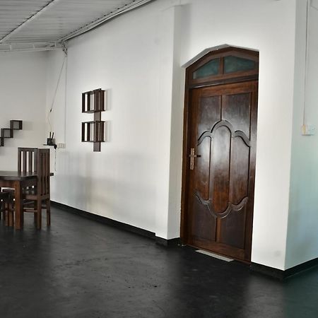 Coconut Villa อารูกัมเบย์ ภายนอก รูปภาพ
